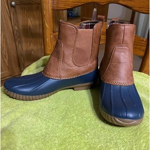 Henry Ferrera Mission 55 Blue and brown duck booties size 8 Worn once